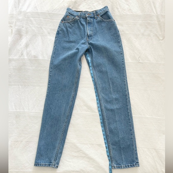 Vintage Levi’s Orange Tab Jeans - Picture 3 of 14